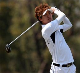 고정웅, 윈터투어 2차전 첫날 선두