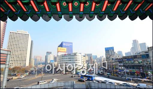 [포토]숭례문 안에서 바라본 서울 도심