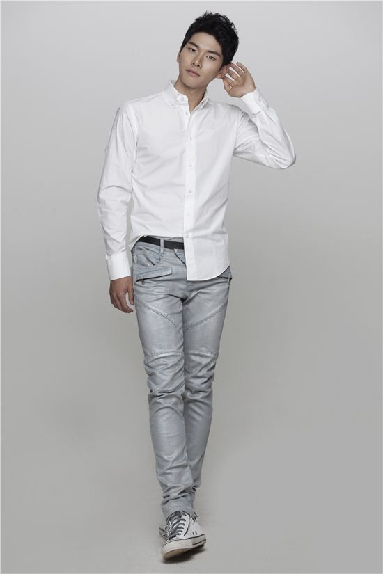 '학교' 의리파 일진 이이경, 이번엔 모범생으로 변신