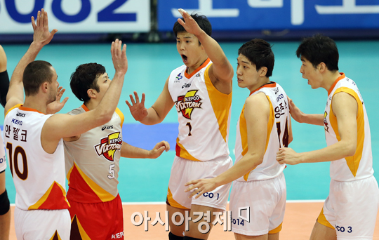 [포토] 서재덕 '형님들 제가 점수를 냈습니다'