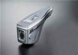 블랙박스도 '튀어야 산다'