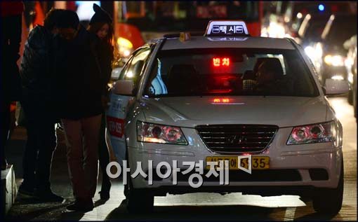 택시파업 참여율 저조…서울·대전 정상운행