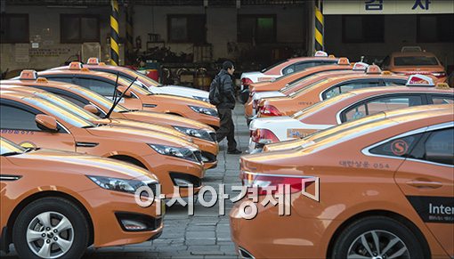 택시파업 참여율 늘어.. 서울 23.1%