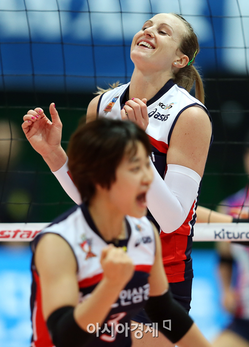 [포토] 인삼공사 득점 기쁨