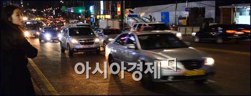 [포토]도심에 택시가....