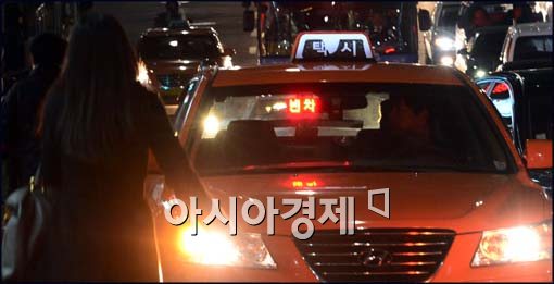 서울 택시 기사 월급, 버스 기사의 62% 수준 