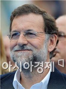 스페인 총리 "작년 재정적자 GDP의 7% 이하 유지"