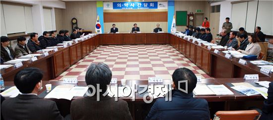 건강한 곡성 만들기 위해 " 의·약사 " 들이 뭉쳤다