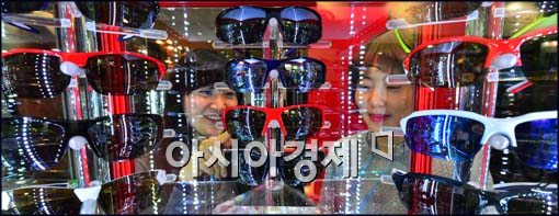 [포토]선글라스도 다양하게~