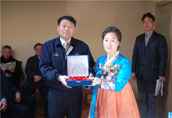 기아차 광주공장, 후원 활동 공로패