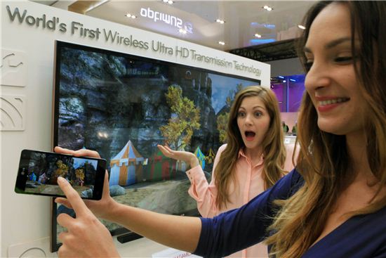 [MWC2013]LG전자, 세계 최초 '울트라 HD 화질 전송' 기술 개발 