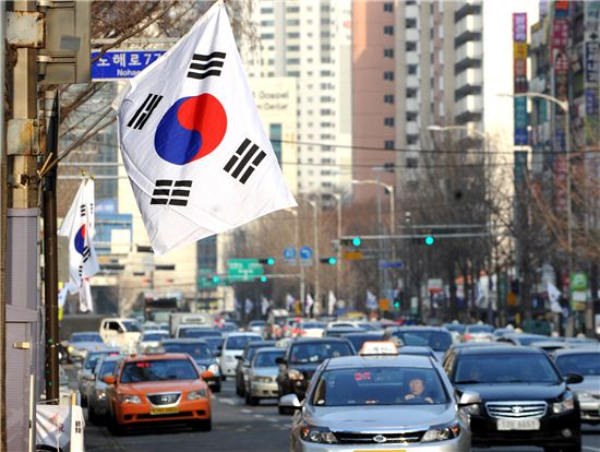 태극기 물결 넘치는 노원구 거리 