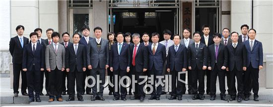 조선대학교  2013학년도 1학기 신임교원 임명장 수여
