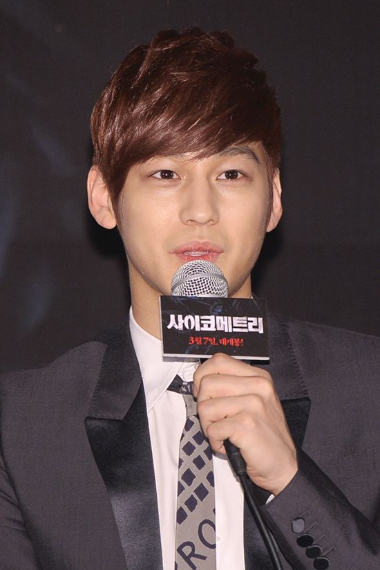 '사이코 메트리' 김범 "김강우와 액션신, 실제로 맞은 적도 많아"