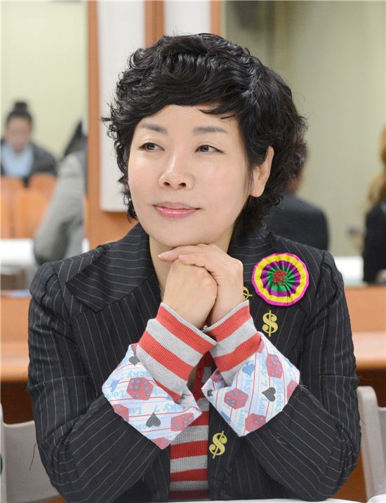 김미화 "'논문'과 '친노좌파'는 뭔 상관?" 라디오 자진하차