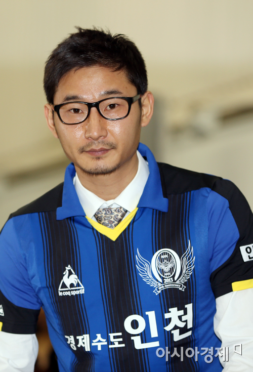 [포토] 이천수 '고향팀 인천에서 뜁니다'