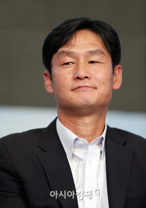 [포토] 최용수 감독 '개막전 포항 반드시 이긴다'