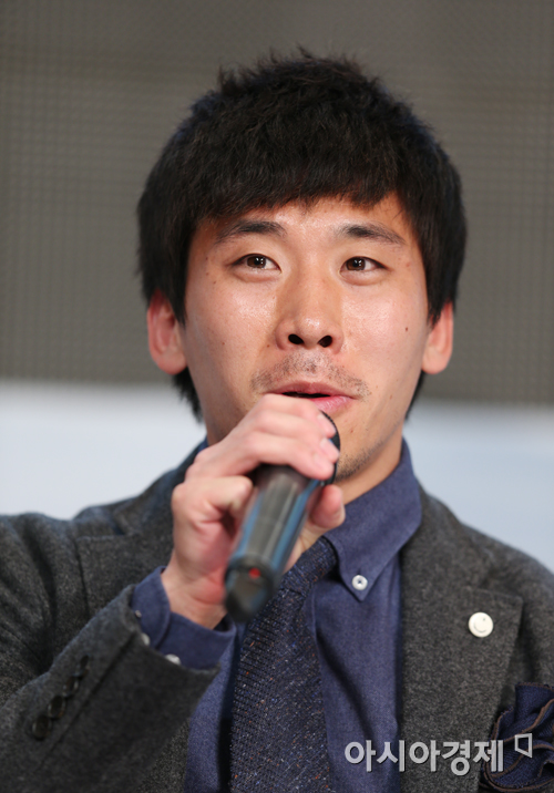 [포토] 성남 박진포 '감독님 새로 오시고 숙소 TV 채널 수가 늘었어요'