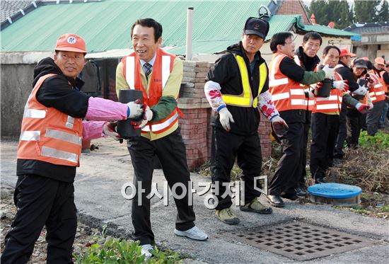 정읍시, 올해 위기가정 지원사업 확대 추진