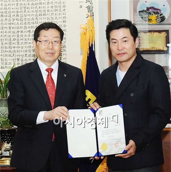 방송인 이한위씨, 조선대학교 홍보대사 임명