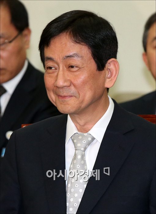 [포토]미소 짓는 진영 복지부 장관 내정자