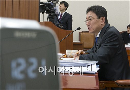 [포토]점심 시간도 잊은 청문회