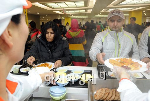 [포토]국내 최초 할랄 푸드코트 