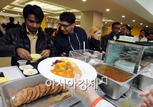 [포토]무슬림 학생들을 위한 학생식당 