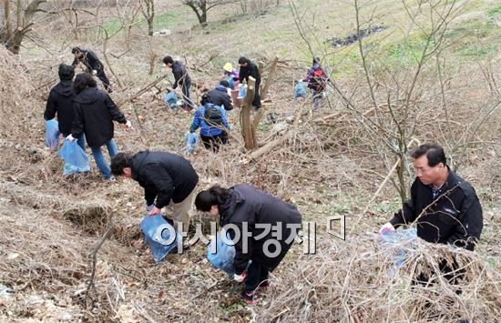 영광군,  "물무산 등산로 지킴이 환경정화 실시”