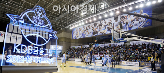 [포토] 여자프로농구 플레이오프, 삼성생명-신한은행