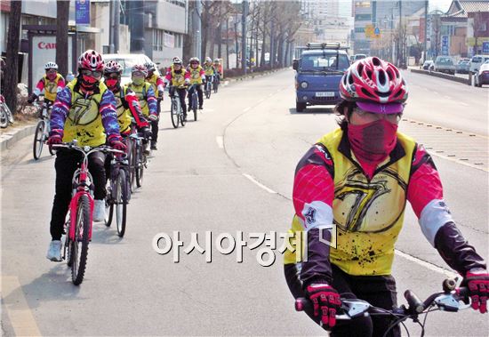 정읍시, 자전거 안전모 구입비 지원 자전거 이용 활성화 도모