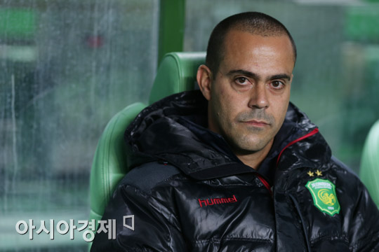 [포토] 파비오 감독대행 '승리를 보여드리죠'