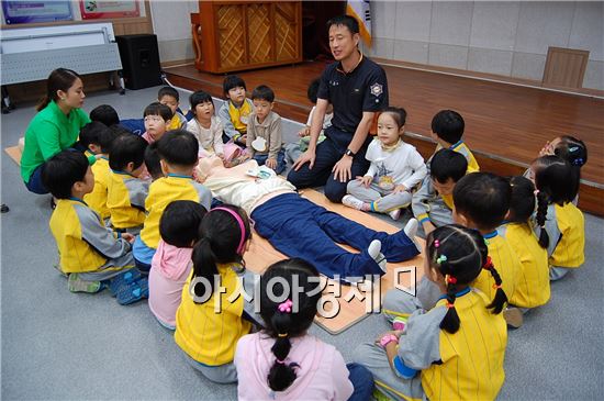 광주시 서구, 생활민방위 체험교실 문 열어!