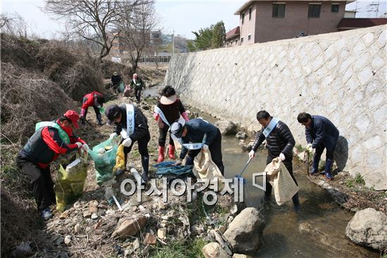 [포토]광주 남구, 민·관 합동 환경정화활동 및 캠페인 전개 