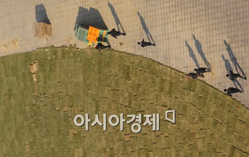 [포토]봄을 걷는 사람들 