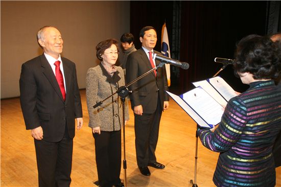 강남구, 올 해 어르신 일자리 2258개 만든다  