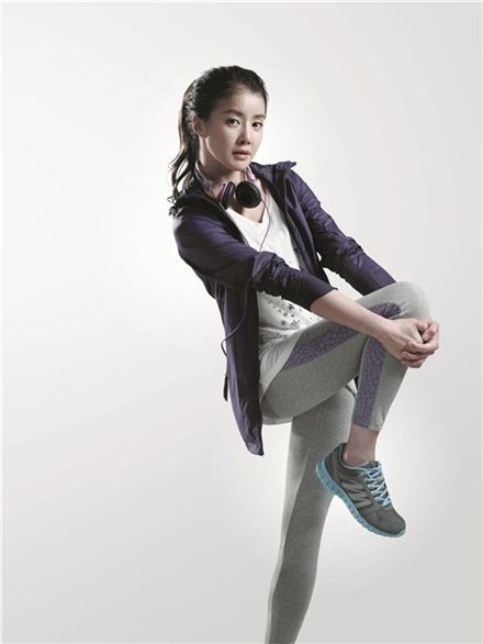 르카프, 워킹화 '플렉스온2.0' 출시 