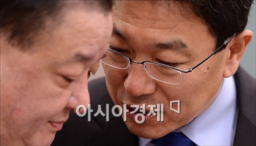 [포토]'소근 소근 정치(?)'