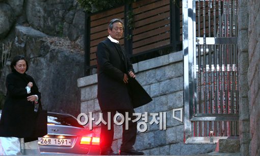 [포토]정몽준 의원 故정주영 명예회장 제사 참석 