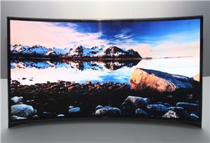 ▲미국 인증기관인 UL로부터 화질 성능 인증을 받은 삼성전자 곡면 OLED TV