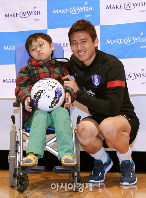 [포토] 구자철 '난치병 어린이들의 소원을 이루어주는 한국메이크어위시재단 홍보대사 위촉'