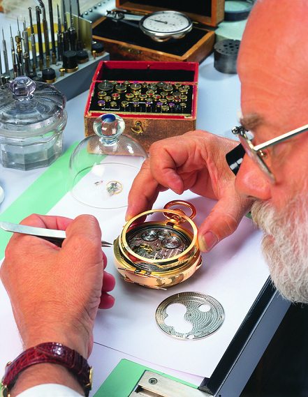 [글로벌명문가⑨]스위스 시계名家 파텍필립의 슈테른 가문