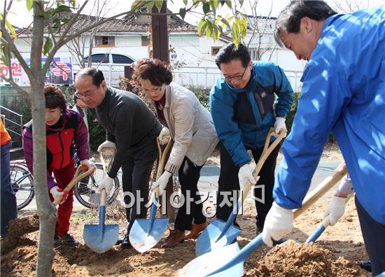 [포토]광주시 동구, 제68회 식목일 행사 개최