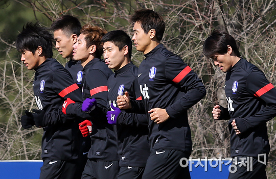 [포토] 최강희호 '오늘은 오전 훈련하고 꿀맛같은 외출~'