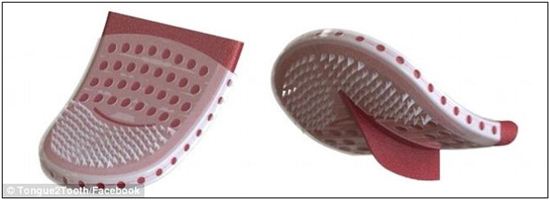 ▲ 치약이 코팅된 실리콘 돌기가 부착돼 치아 구석구석을 닦을 수 있게 고안된 'T2T'의 견본 모형.(출처: 영국 데일리메일) 