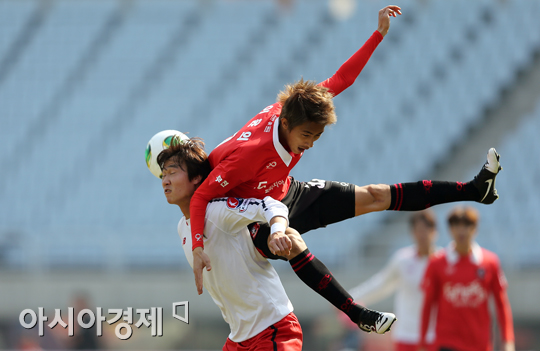 [포토] 이윤의 '어이쿠'