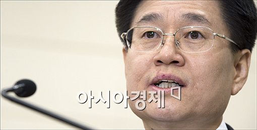 [포토]모두 발언하는 김덕중 후보자