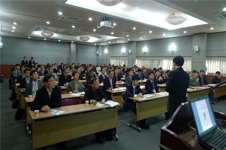 서울시, 전문직 은퇴자 '멘토링 전문가'로 양성한다