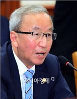 박근혜 감독, 현오석·조원동·이석준 출연…'추경 앞으로'