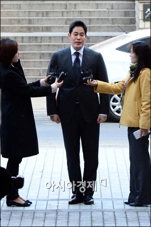 [포토]정용진 신세계 부회장, '죄송합니다'